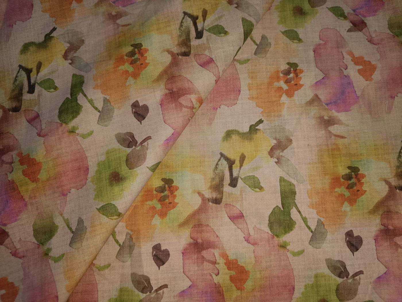 100% Pure Cotton lawn Pastel Floral printed fabric 44" wide [13045/49/50/54]