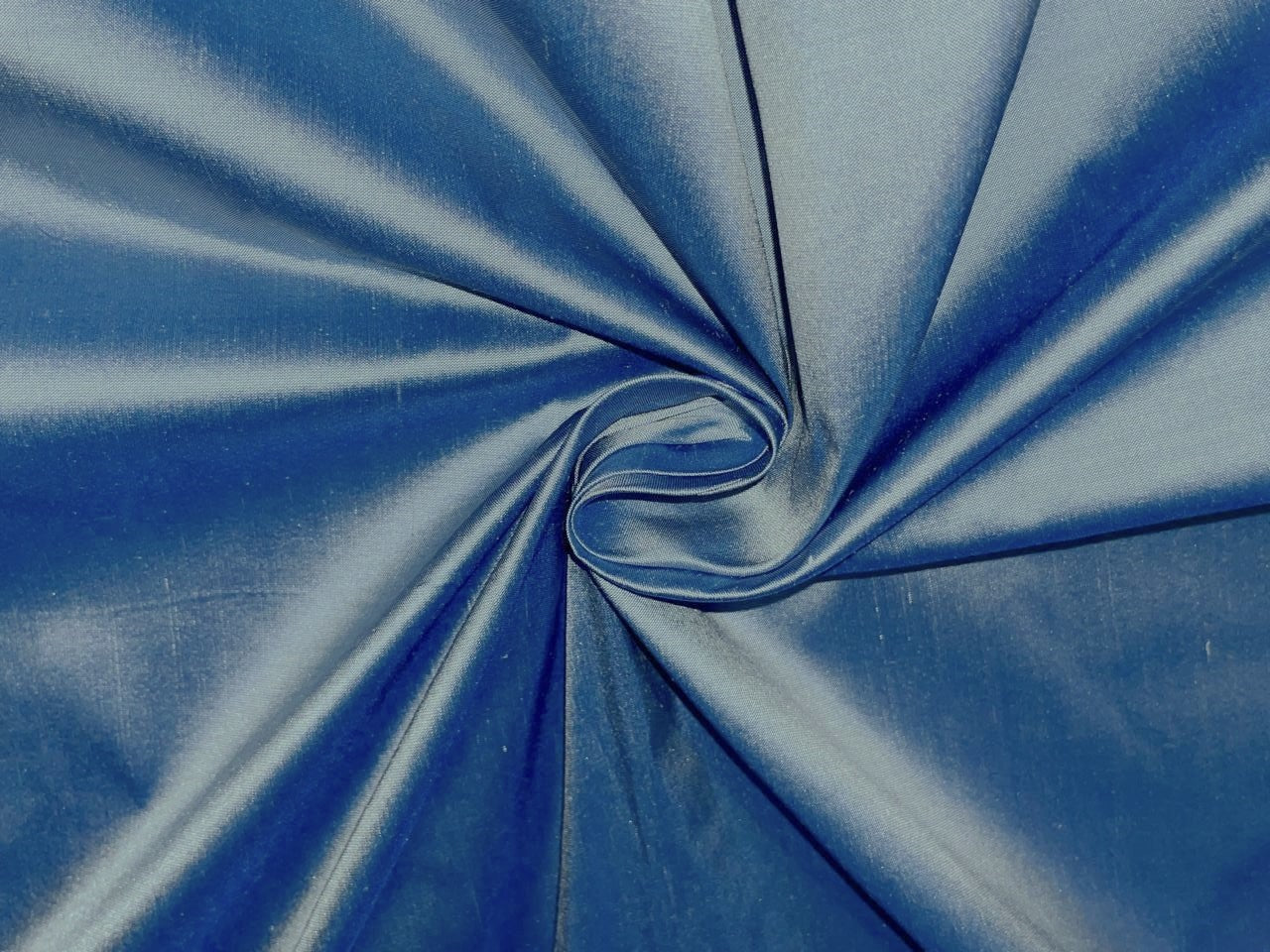 100% Pure Silk Taffeta 32 MOMME Blue x ivory color 54" wide TAF335[3]