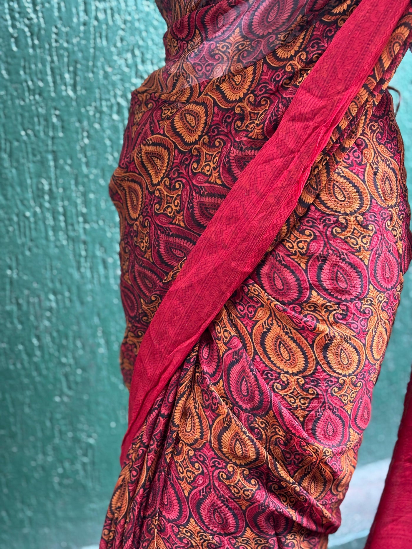 SARI Indian beautiful silk chiffon sari Indian red with mustard paisleys single length 6 yards [17683]