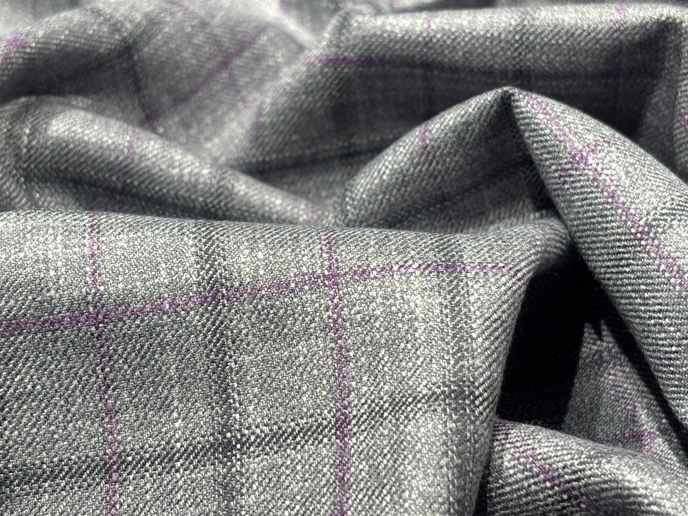 Suiting Huddersfield blend — 100% bamboo available in 2 colors Grey with a dash of purple and blue with mustard[17755/56]