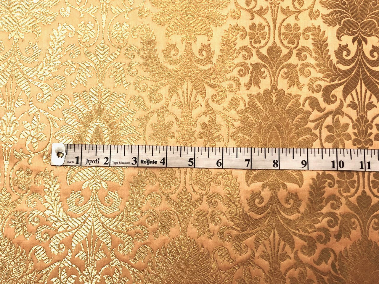 Silk Brocade fabric mulberry with beautiful gold  jacquard BRO1076[1/2]