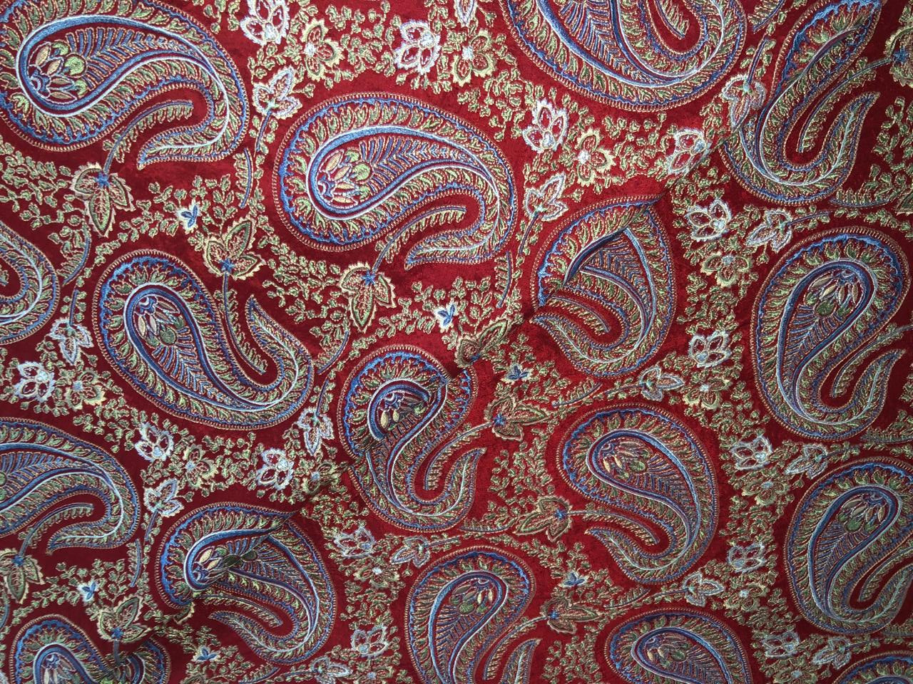 100% Silk dupioni EMBROIDERY 44" WIDE red color with blue paisley embroidery DUPE71