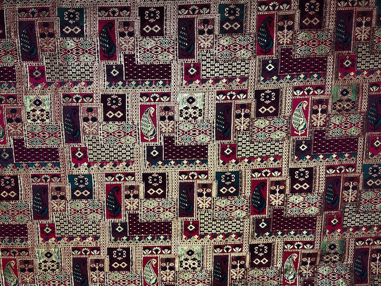 Silk Brocade fabric squares and rectangle motifs with intricate designs within available in pinks ,navy and deep bottle green  BRO1095