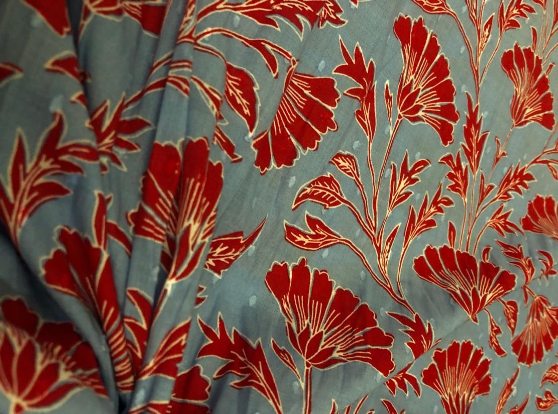 100% cotton mull fabric blue with dainty red flowers dobby [18691]