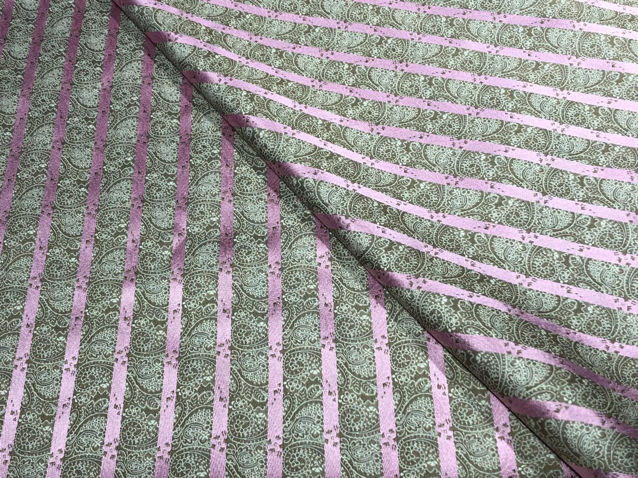 Brocade fabric subtle silver pink  color with paisley jacquard  44" wide reversable BRO1031[2]