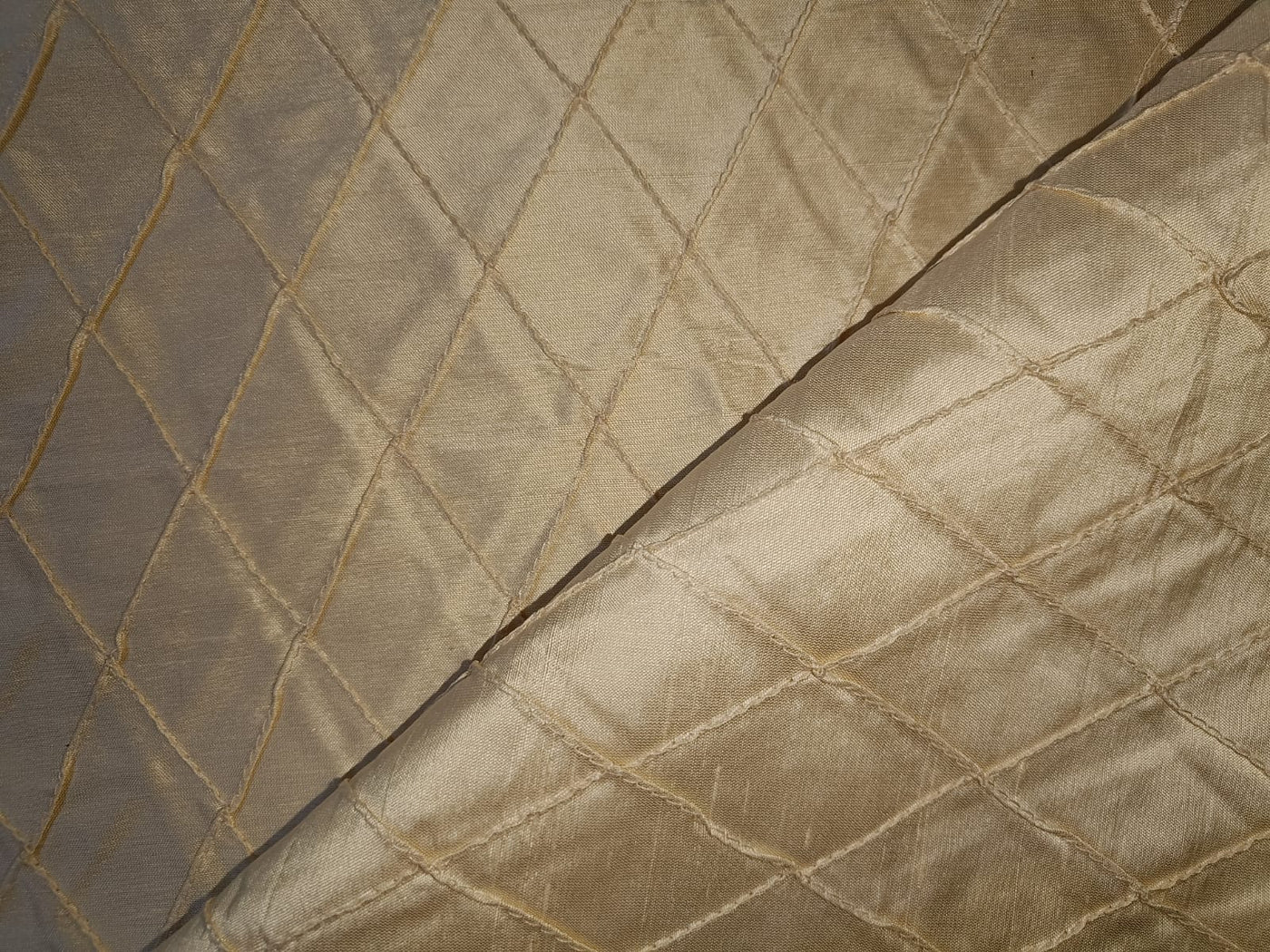 Silk dupioni Beige color fabric pintuck design 44" wide DUPP16[1]