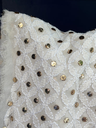 Embroidered  mukesh  ,a traditional Indian embroidery 44" wide and 3 yards long.[17689]