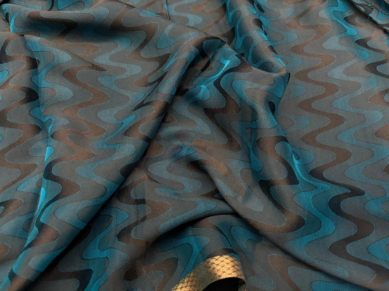 100% Silk Crepe Jacquard Fabric – Two-Tone Finish in Teal,Navy & Green/Burgundy & Red/Gold  44” Wide  16 Momme [18369/70/71]