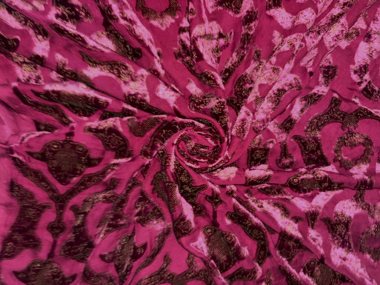 Devore Polyester Viscose Burnout Velvet berry color fabric berry [18372]