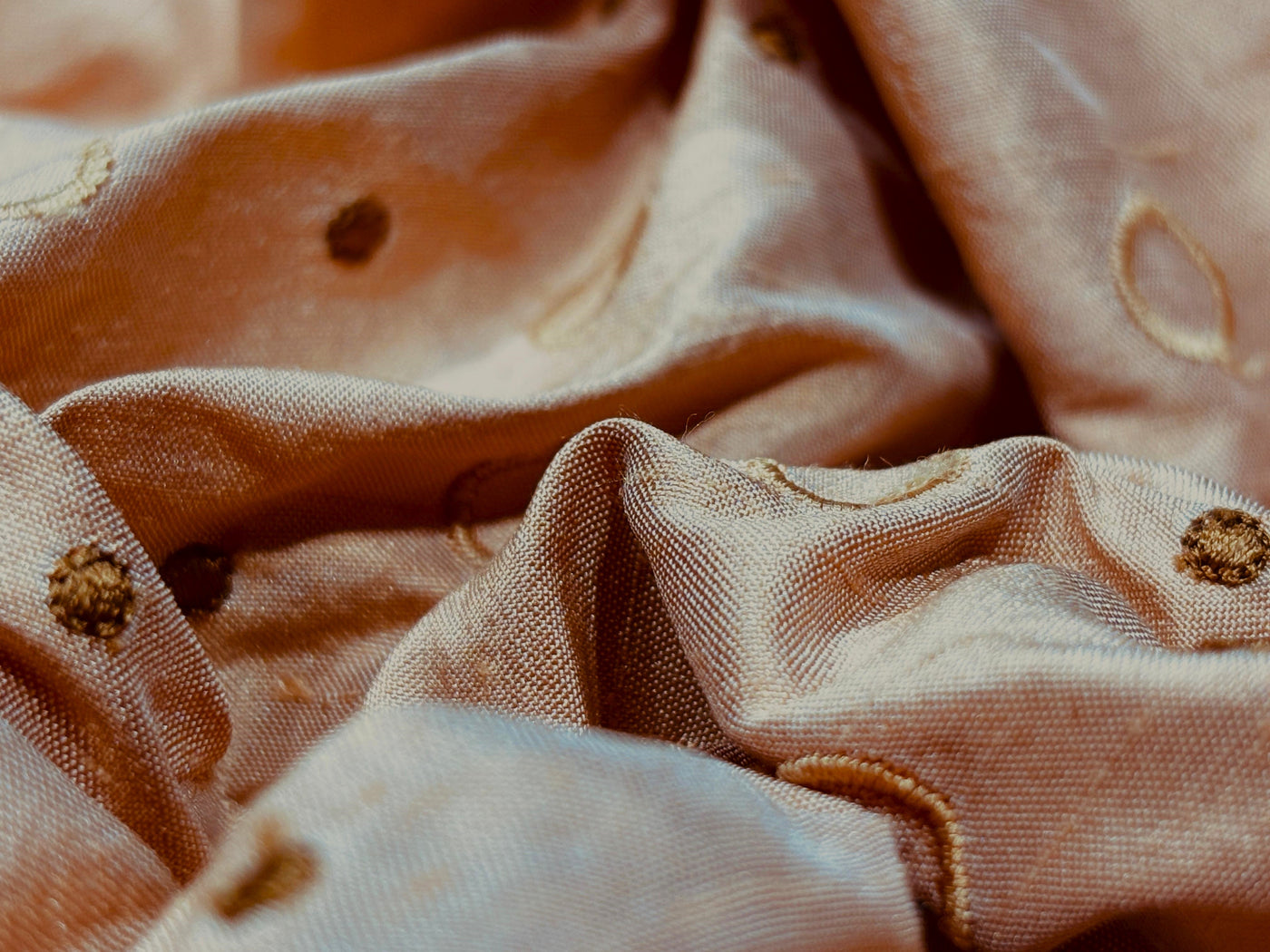 100% Silk dupioni silk  golden peach  embroidery 54" wide DUPE69[2]