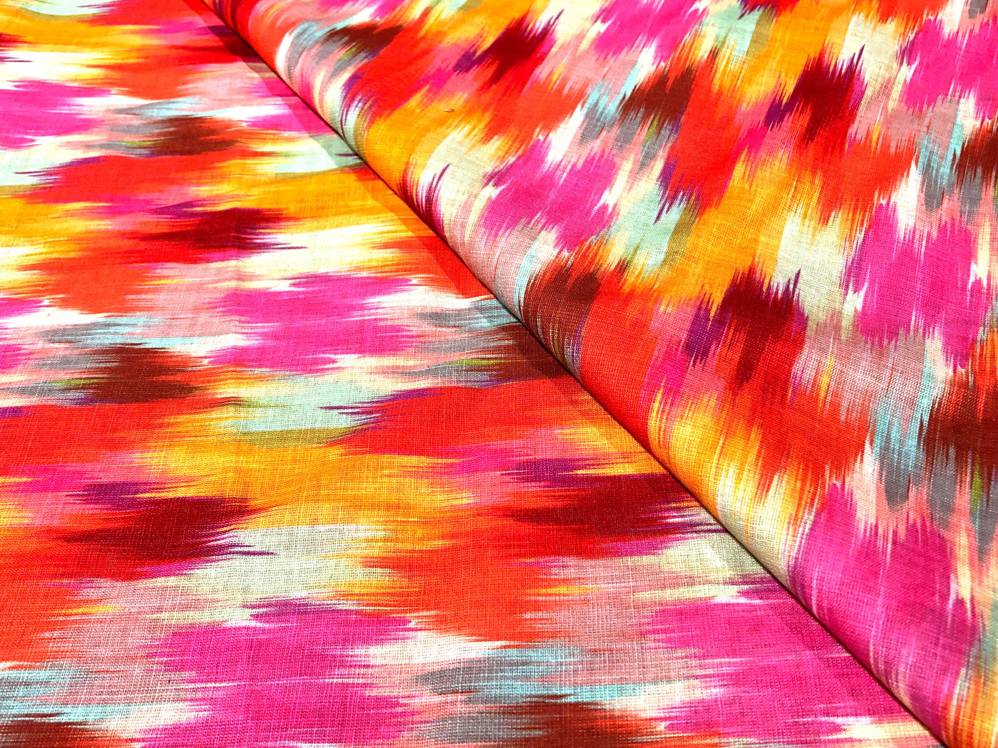 100% Cotton Poplin Rainbow color Print 44" wide [17279]