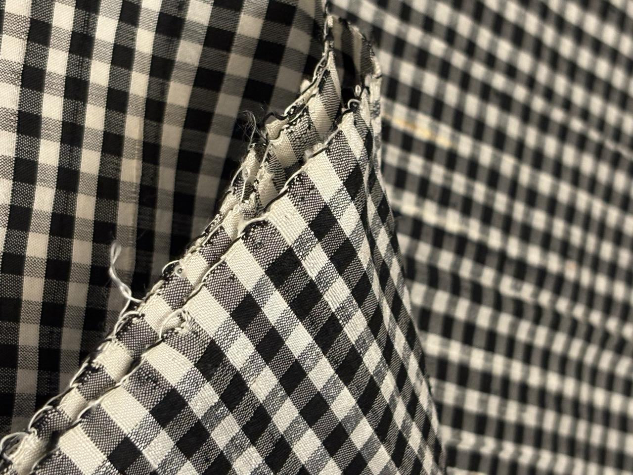 100% silk dupion  black and white Plaids fabric 44" DUPNEWC32[2]