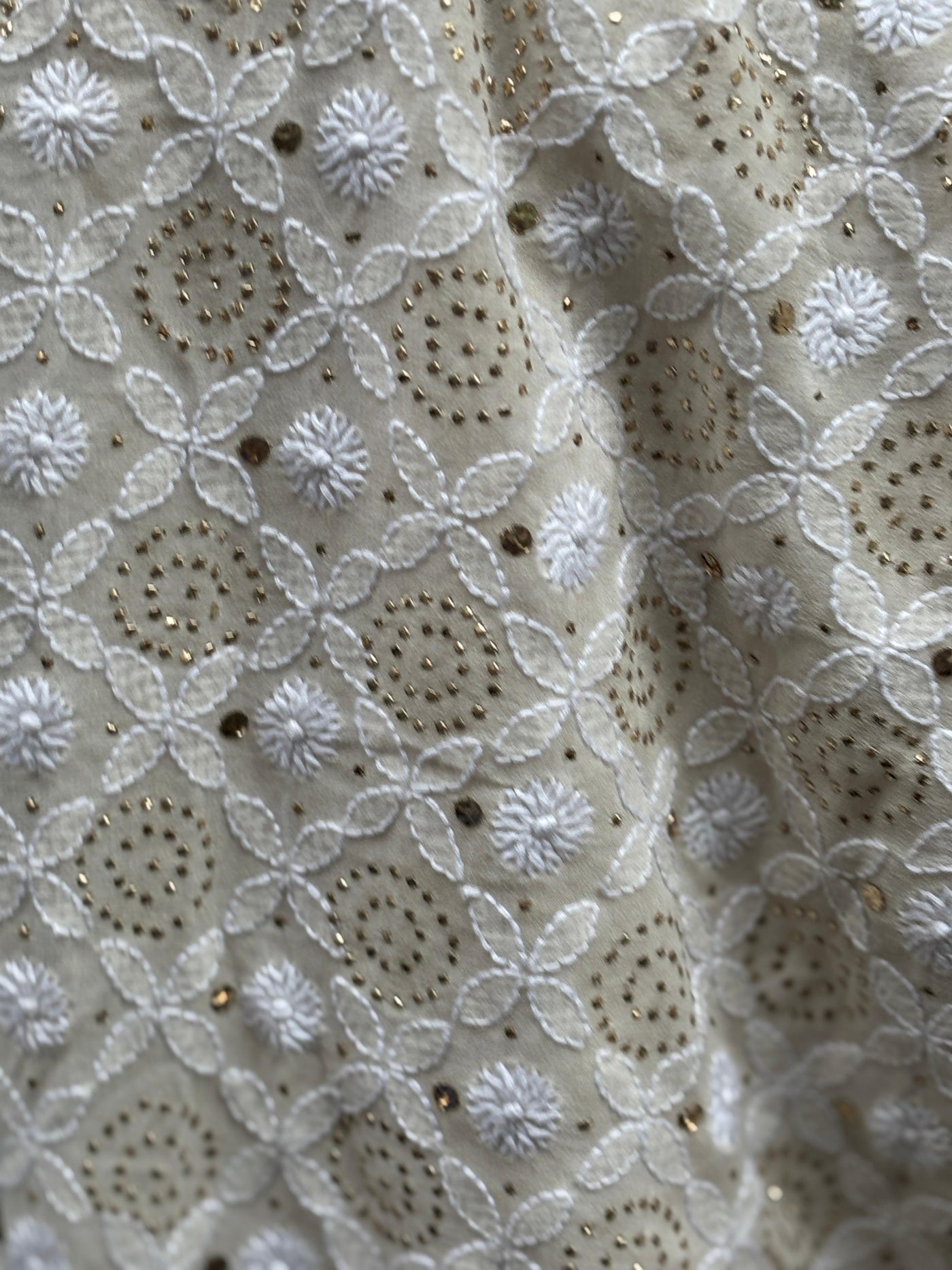 Stole with mukesh , dori tikki ,a traditional Indian embroidery 44" wide and 3 yards long.[17687]