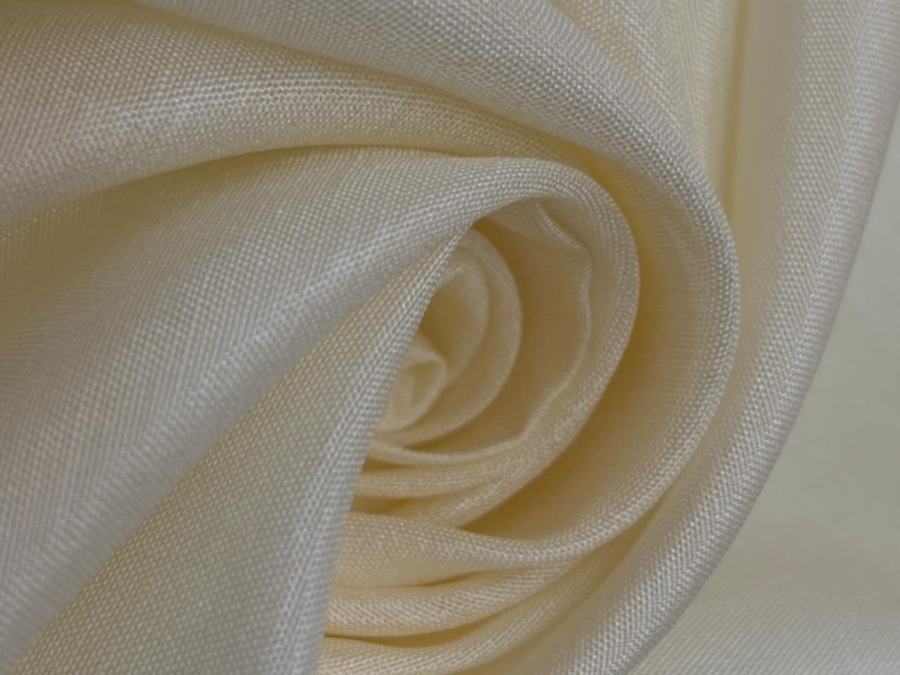 TUSSAR  SILK NATURAL IVORY FABRIC 44&quot; WIDE 19 momme [18313]