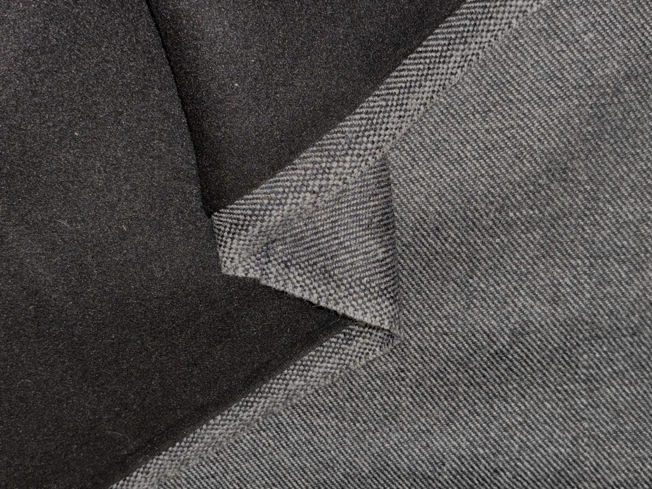 Wool Blended Diagonal Cord Weave fabric fused with black light wool  147 cms wide [18397]