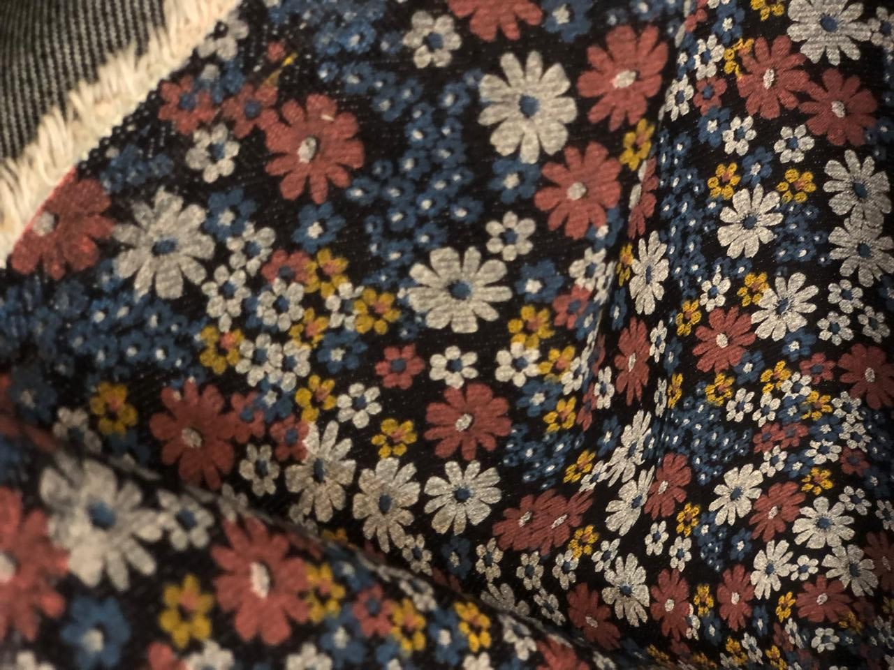 100% Cotton Denim  Fabric 58" wide dainty floral motifs [18682]