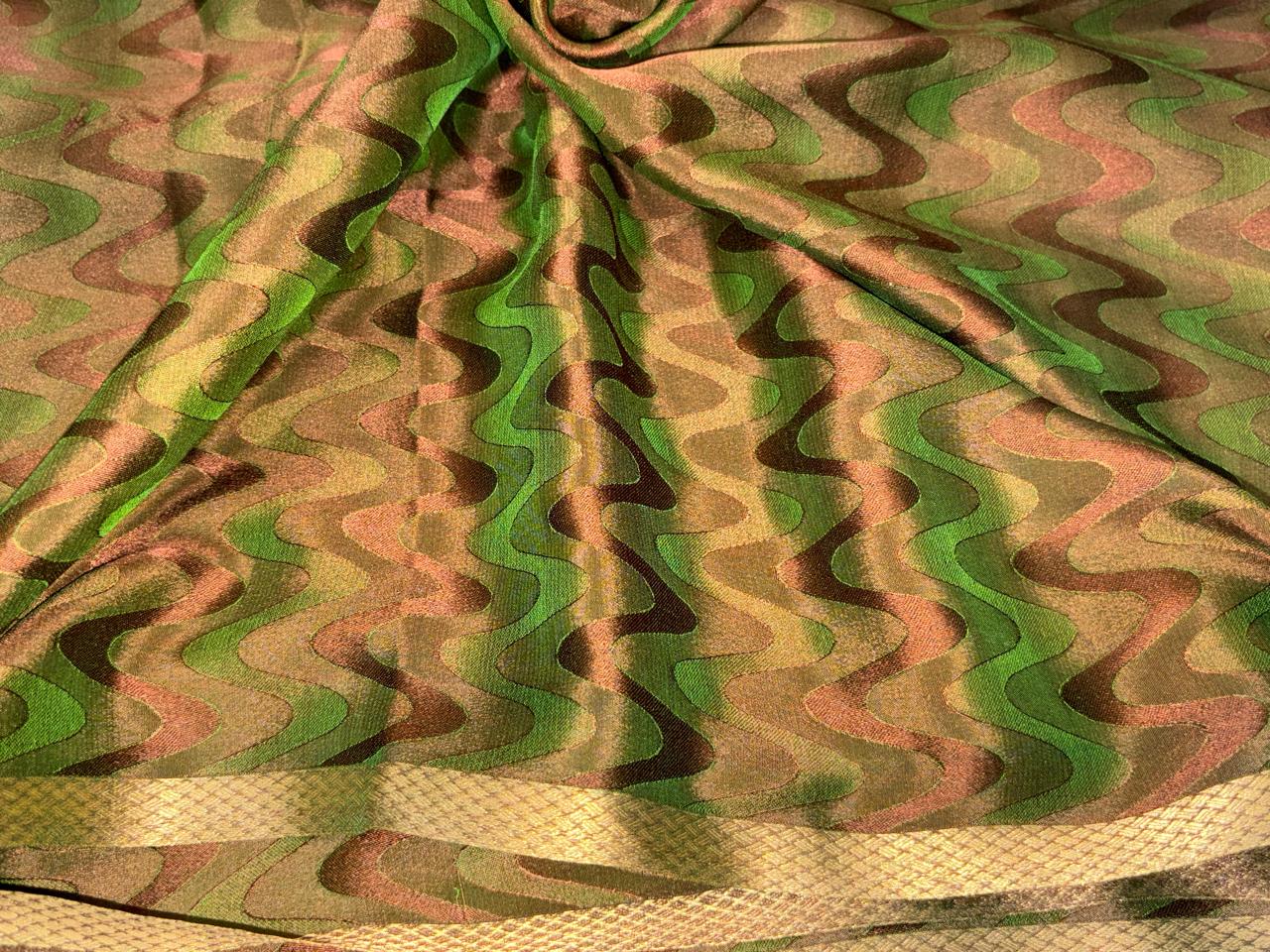 100% Silk Crepe Jacquard Fabric – Two-Tone Finish in Teal,Navy & Green/Burgundy & Red/Gold  44” Wide  16 Momme [18369/70/71]