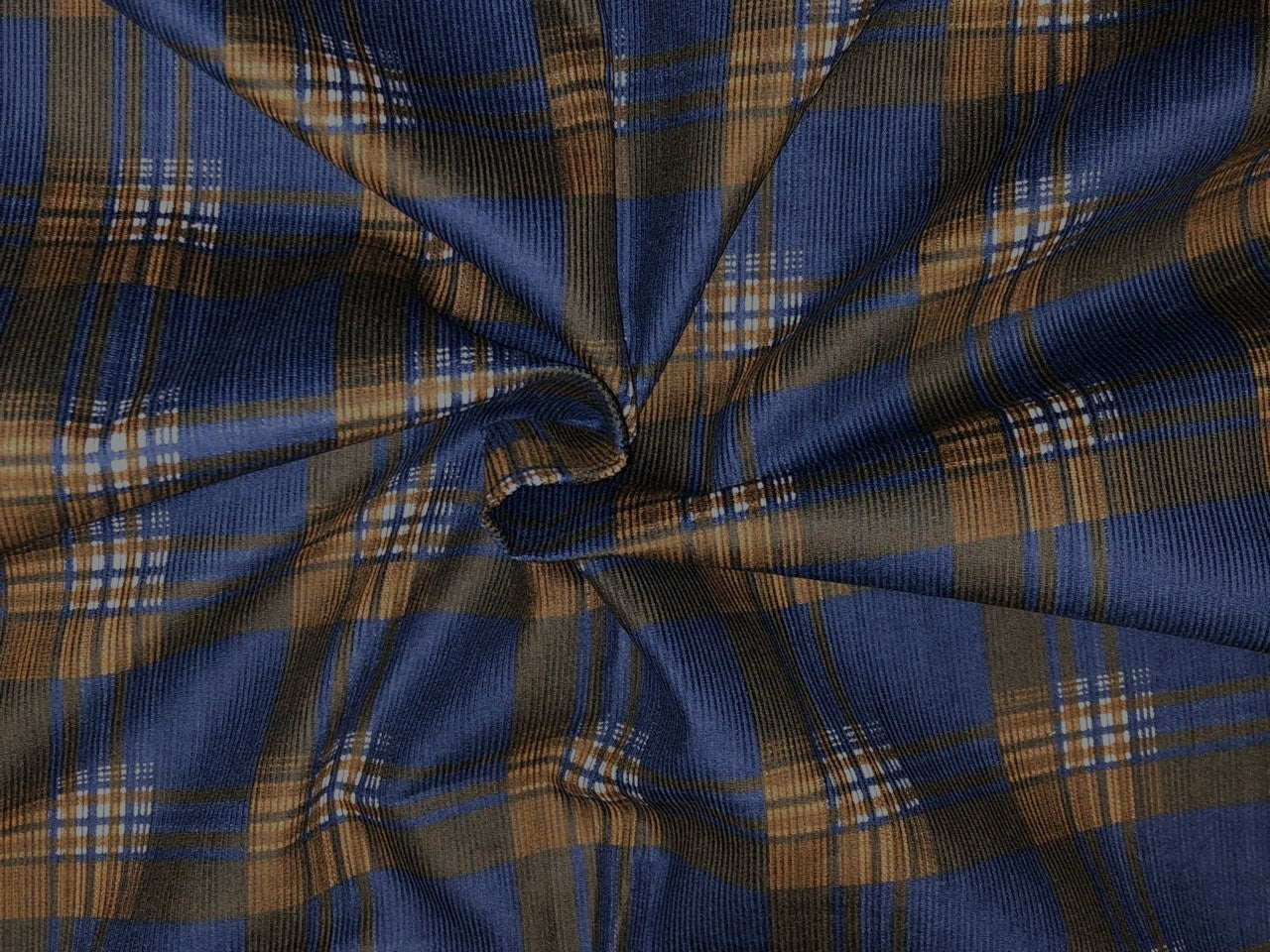 100% cotton plaids royal blue ,white and brown 56" wide [18345]