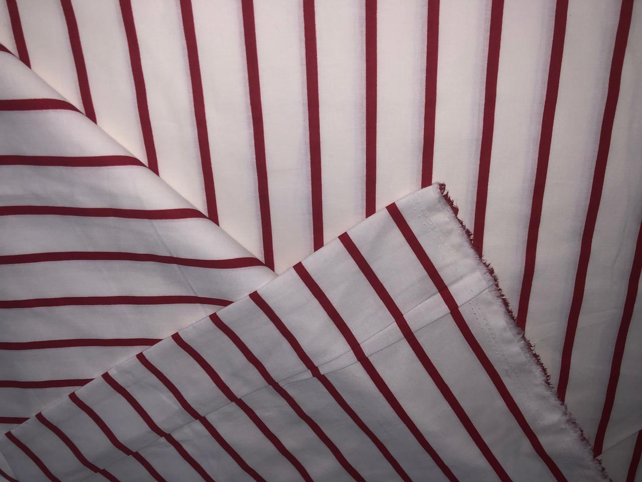 100% Cotton Poplin 48" wide red and white stripes [17291]