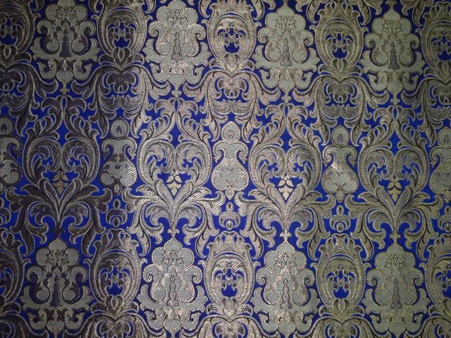 SILK BROCADE FABRIC ROYAL BLUE,BEIGE X METALLIC GOLD COLOR 44" wide BRO435[1]