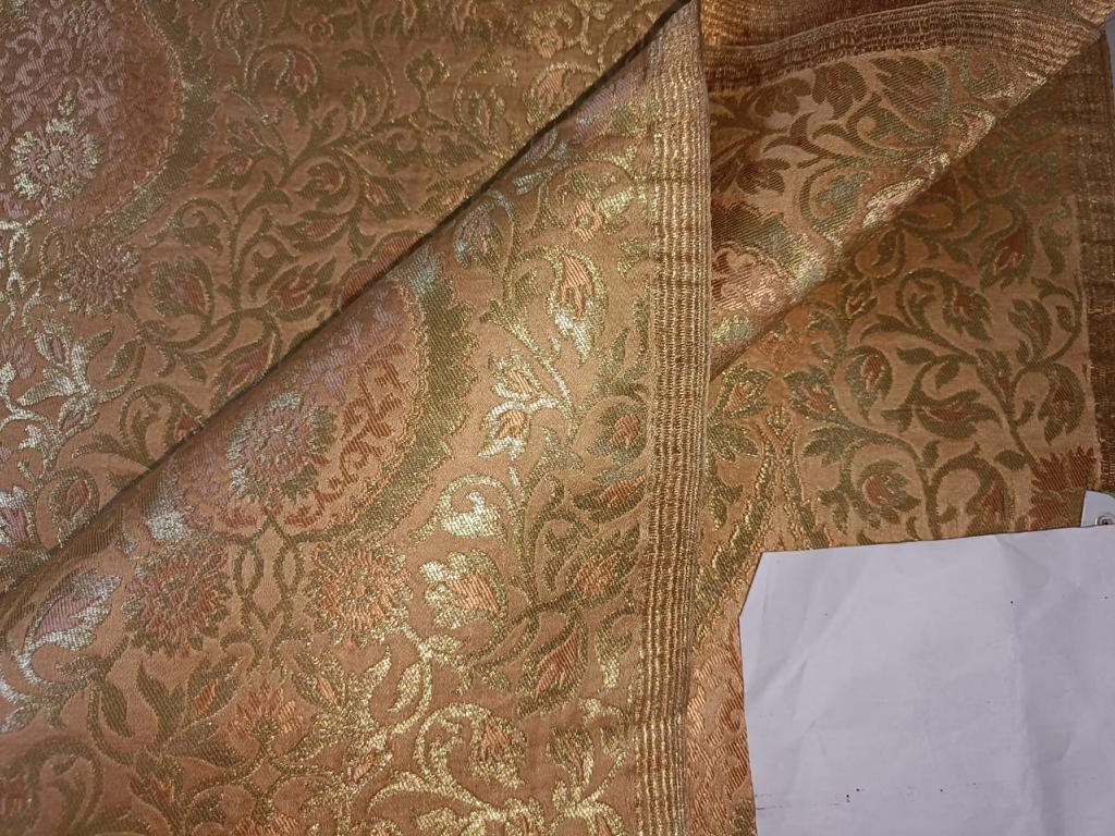 Silk Brocade Fabric Metallic Gold & Gold color 36" wide BRO149[1]