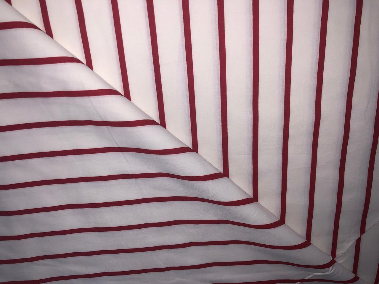 100% Cotton Poplin 48" wide red and white stripes [17291]