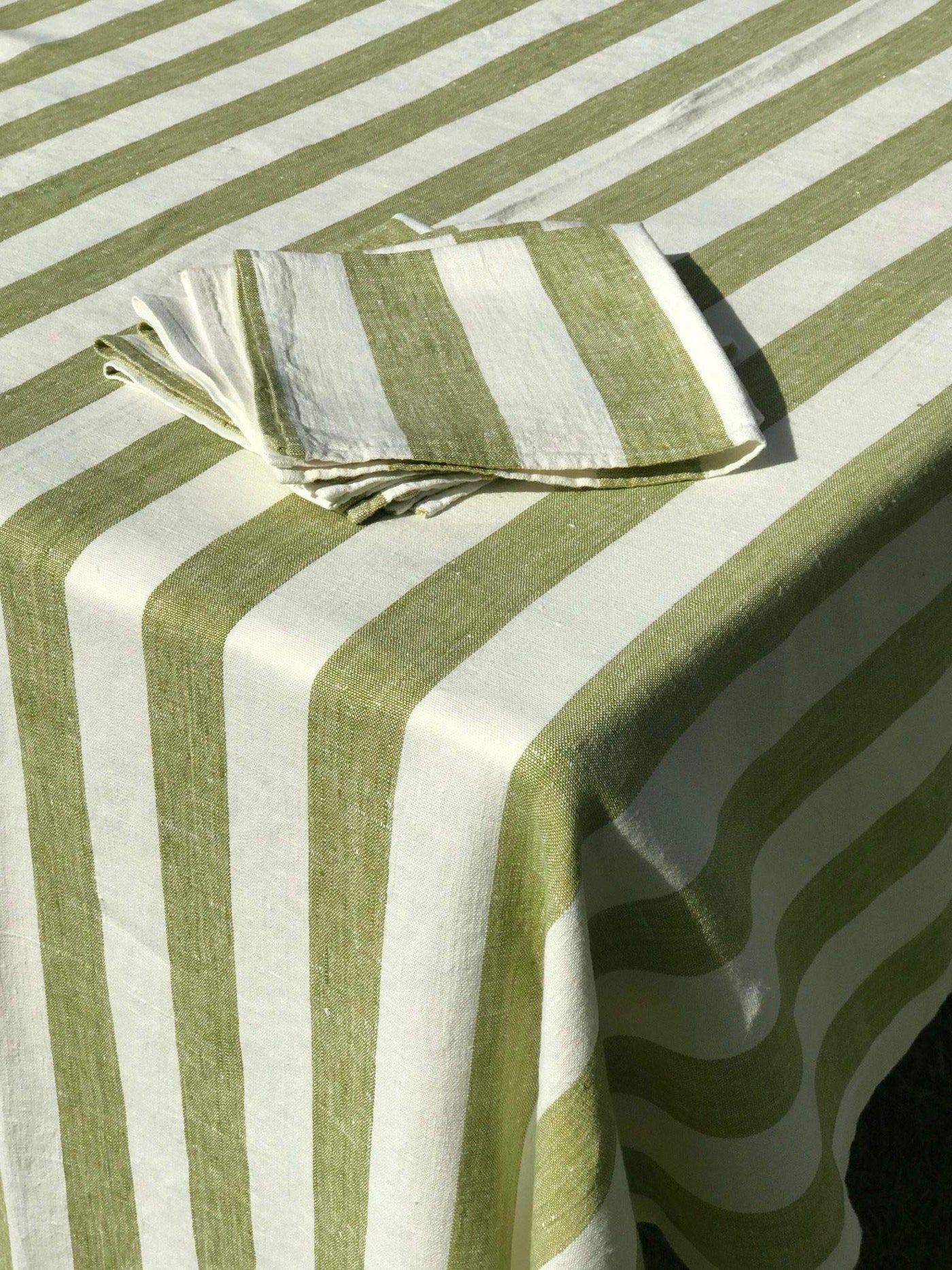 Silk Taffeta Fabric Iridescent Shades of Green and Gold Color stripes  54" wide TAF S#15[2]