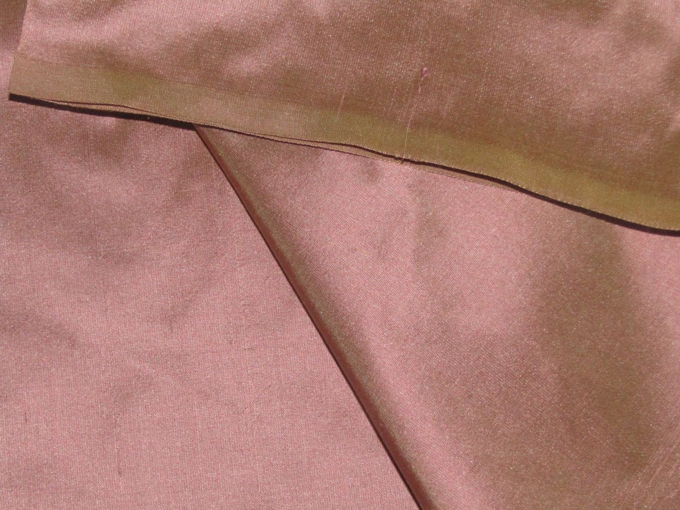 100% Pure SILK Dupion FABRIC Pinkish Red color 54" wide DUP109[1]