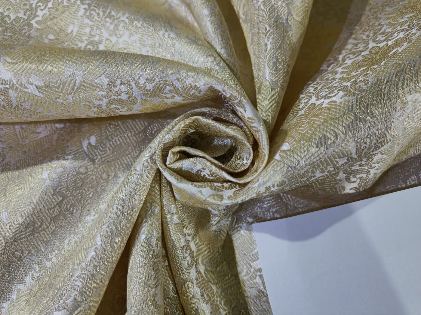 Spun Silk Brocade fabric Cream & Light Gold Color 44" wide BRO217[5]