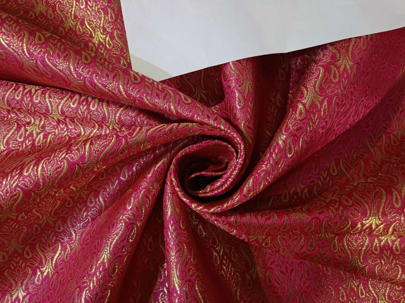 Pure Silk Brocade fabric Hot Pink & Metallic Gold COLOR 44" wide BRO216[1]