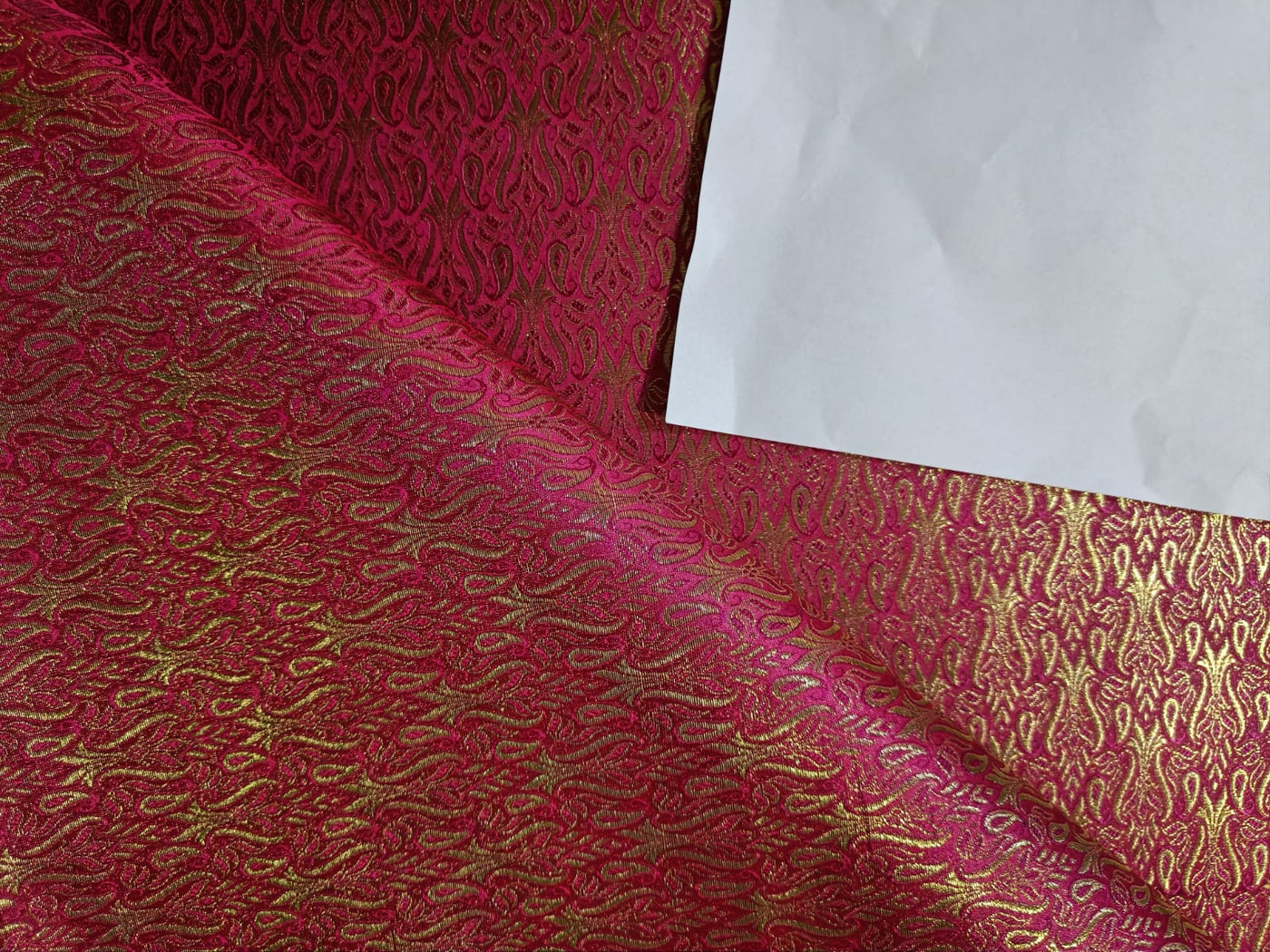 Pure Silk Brocade fabric Hot Pink & Metallic Gold COLOR 44" wide BRO216[1]