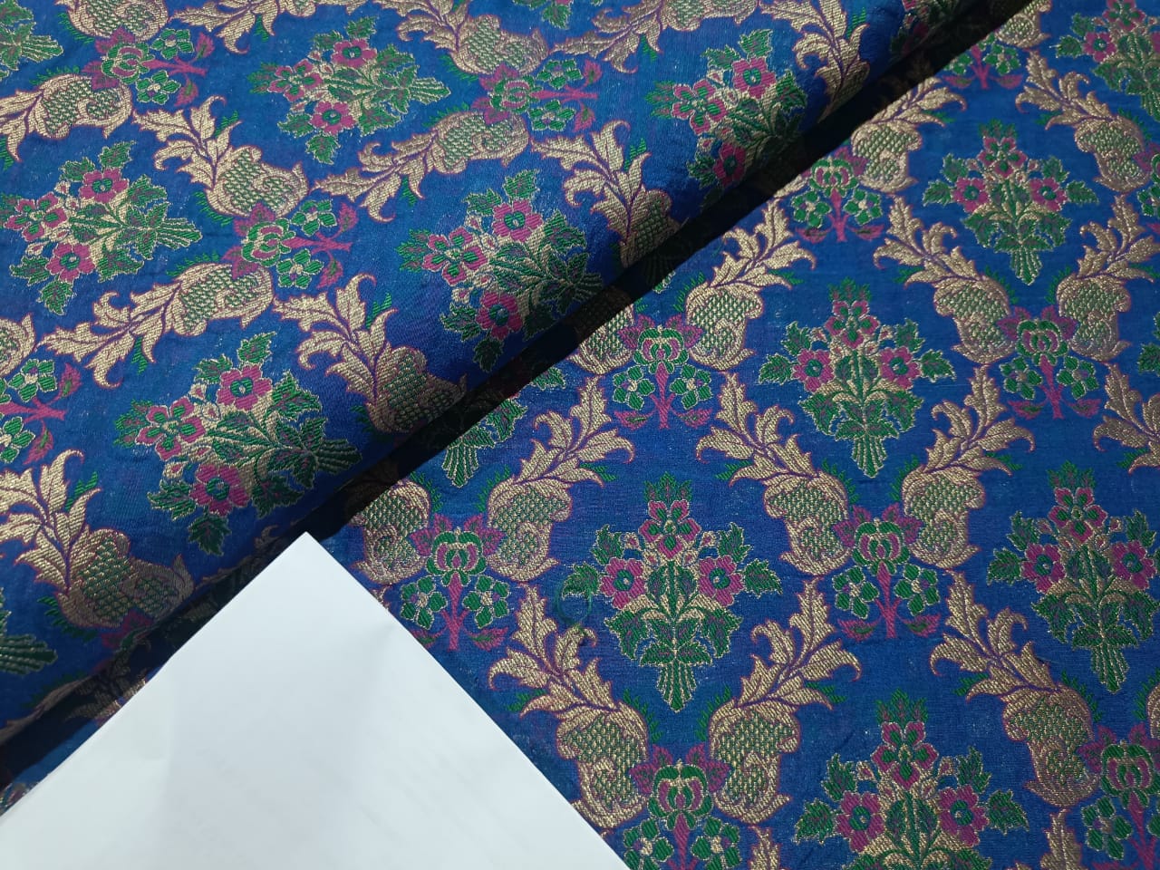 SILK BROCADE FABRIC Pink, Green, Blue & Metallic Gold color 44" WIDE BRO289[2]