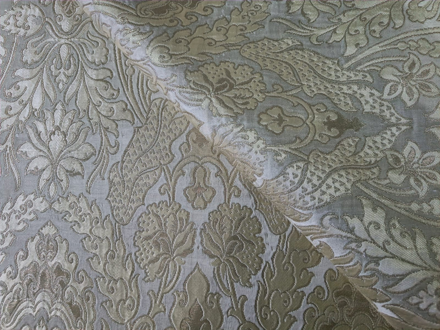 Silk Brocade Fabric Ivory, Metallic Gold & Golden Cream 36" wide BRO268[4]