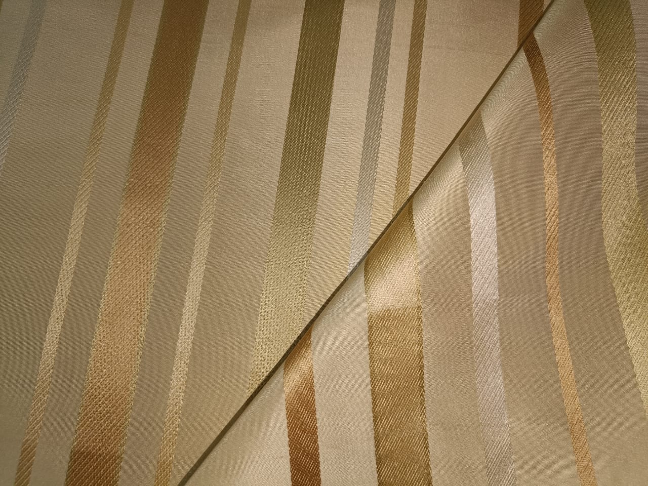 100% silk taffeta satin stripe shades of gold  TAF72[5]