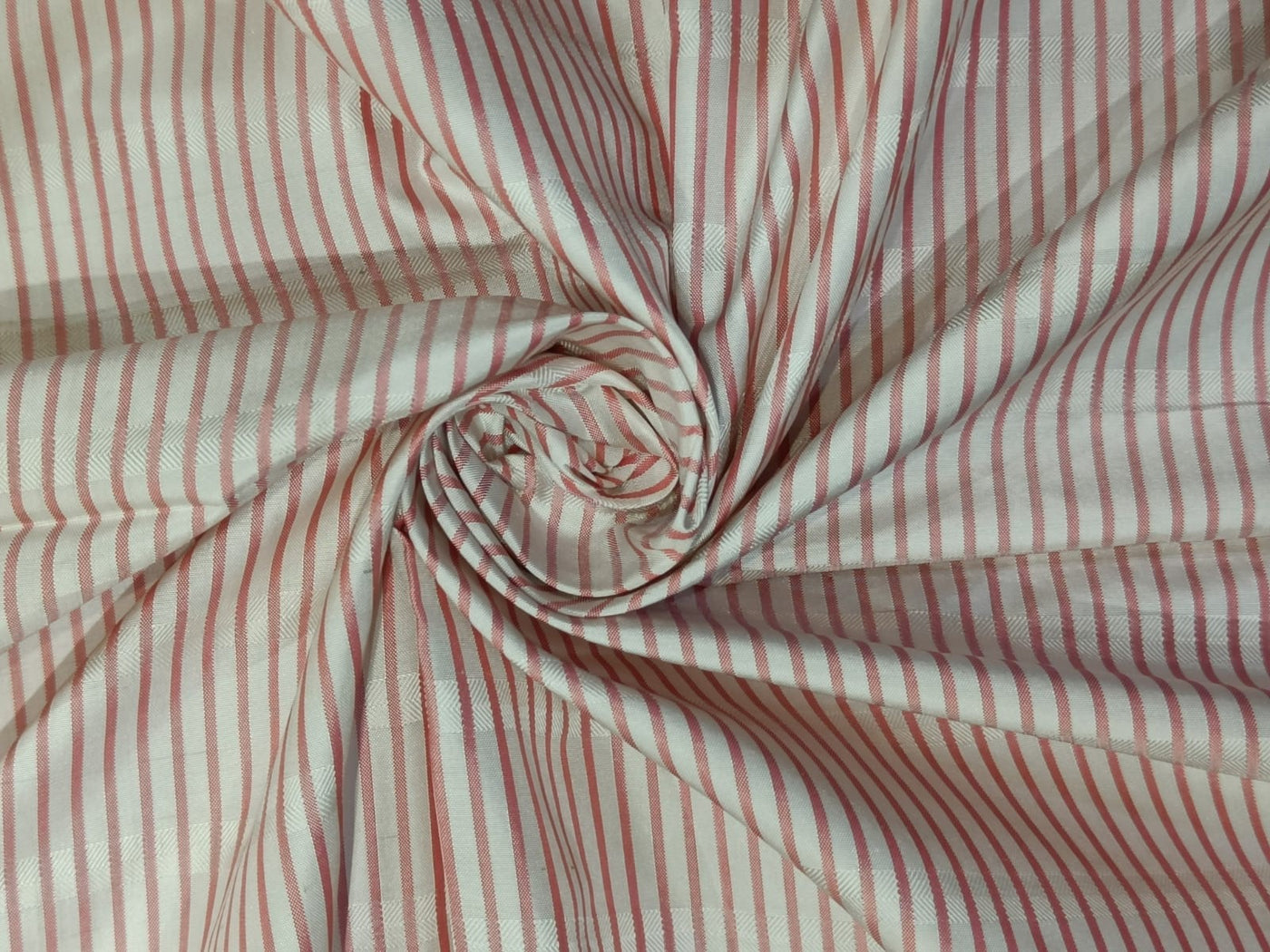 SILK TAFFETA FABRIC RED X WHITE WITH JACQUARD STRIPES COLOR 48" wide TAF#S127[7]