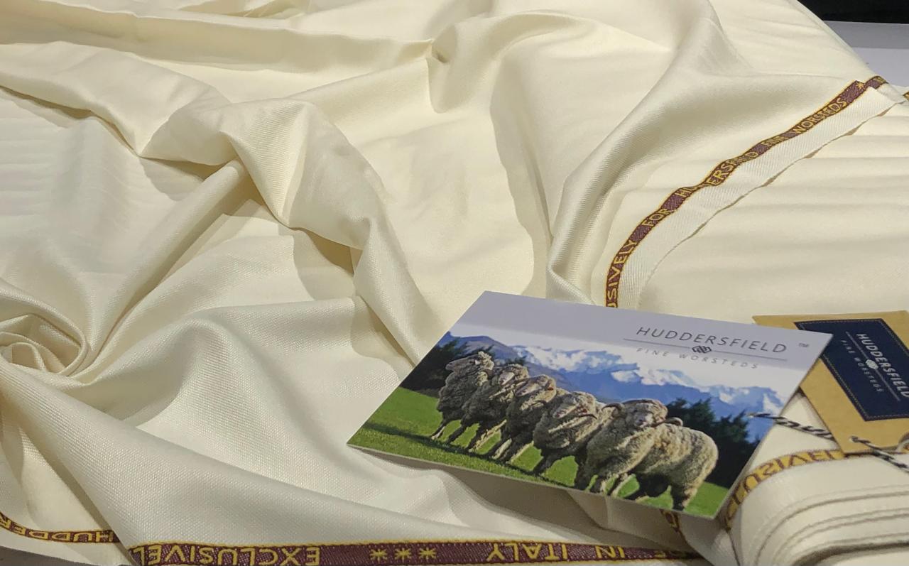 Huddersfield Bamboo suiting fabric 82% bamboo &amp; 18% silk [17727]