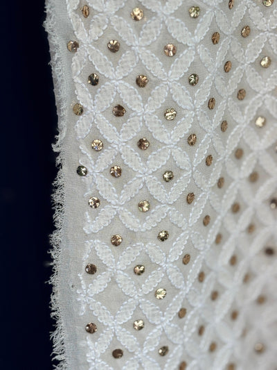 Embroidered  mukesh  ,a traditional Indian embroidery 44" wide and 3 yards long.[17689]