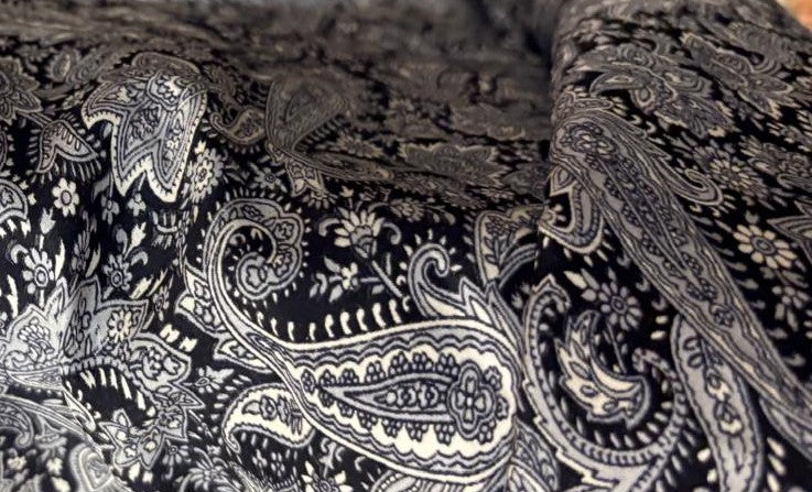 100% Pure Silk 80 grams satin printed 44"wide fabric black and white paisley print  [18430]