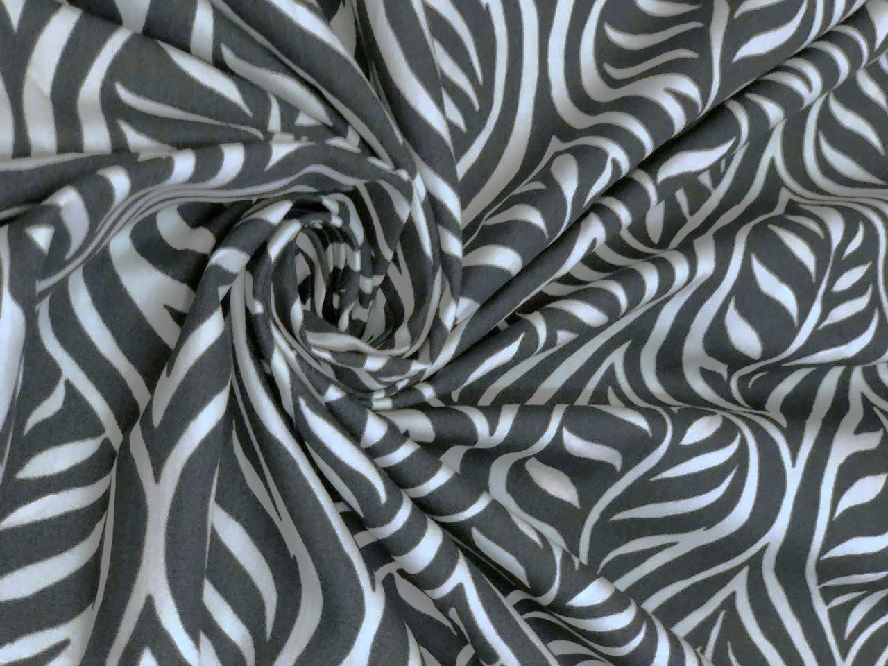 100% Cotton Poplin available in 2 different color combination 58" wide available in black/white and navy/powder blue [18686/87]  [18686/87]