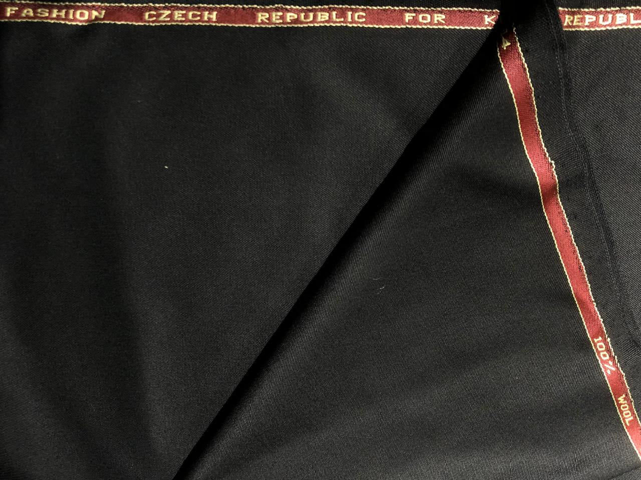 SUITING woolen twill weave  fabric BLACK 58" wide wool [17650]