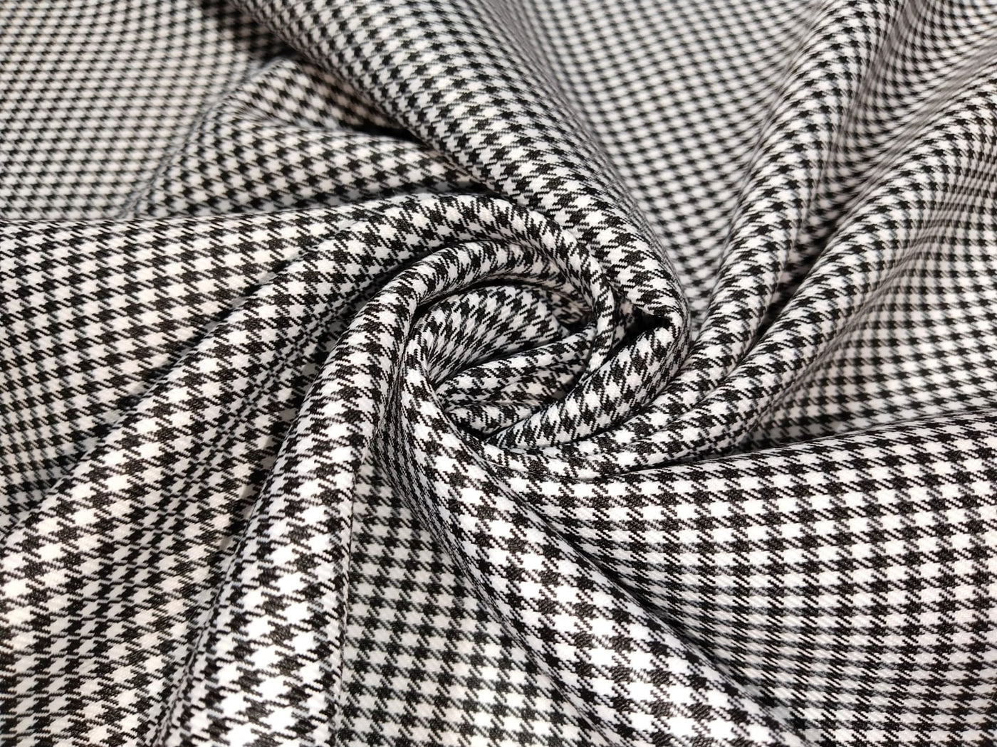 SUITING PLAIDS POLYESTER VISCOSE 58" available in 2 colors tan/black and hounds tooth