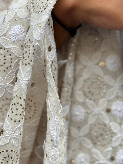 Stole with mukesh , dori tikki ,a traditional Indian embroidery 44" wide and 3 yards long.[17687]