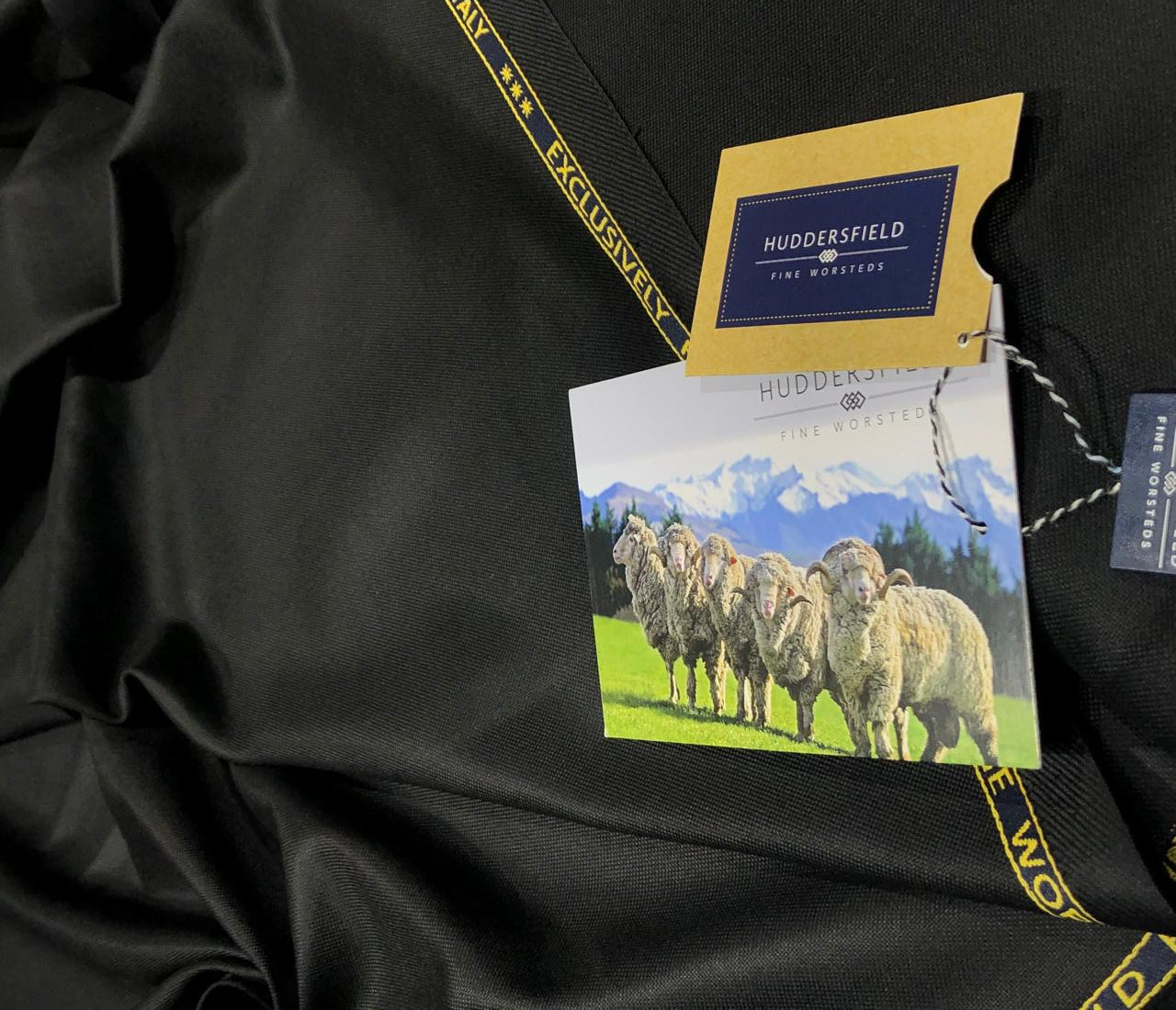 Suiting Huddersfield blend — 82% Bamboo & 18% Silk fabric [17729]