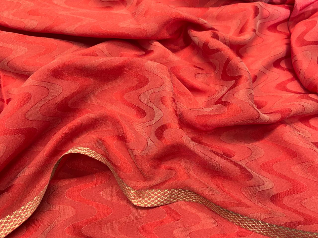 100% Silk Crepe Jacquard Fabric – Two-Tone Finish in Teal,Navy & Green/Burgundy & Red/Gold  44” Wide  16 Momme [18369/70/71]