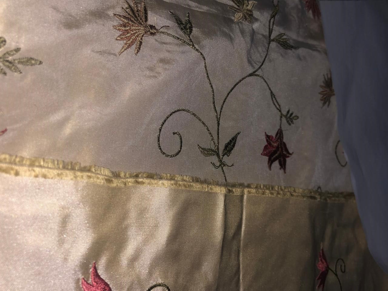 100% Silk TAFETTA EMBROIDERY 44" WIDE cream with scarlet, brown ,blue and yellow flowersTAFE22[3]