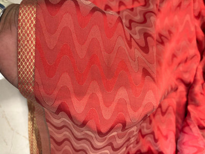 100% Silk Crepe Jacquard Fabric – Two-Tone Finish in Teal,Navy & Green/Burgundy & Red/Gold  44” Wide  16 Momme [18369/70/71]