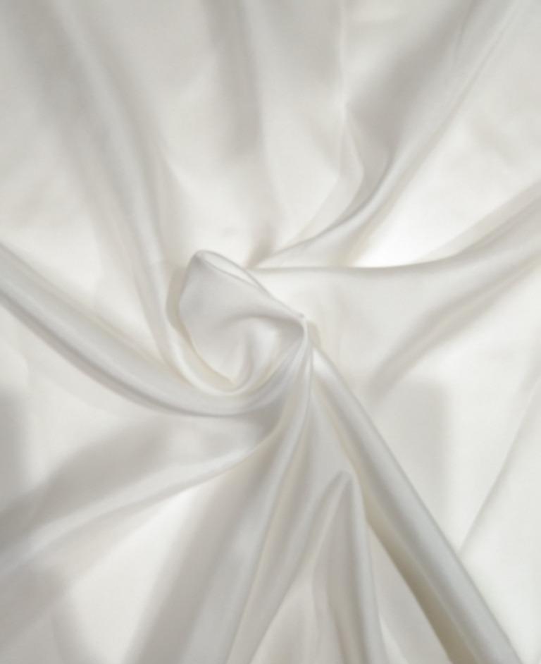100% Silk Twill 60/ 80/100 grams 44" wide dyeable