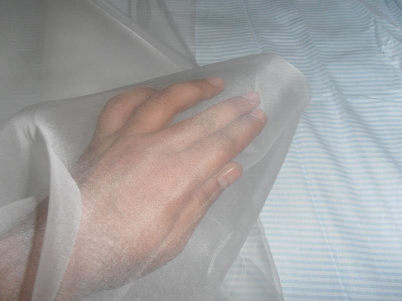 50 yards of 100% silk organza Imported off white colour 44 / 54&quot;  wide- 7 momme Dyeable