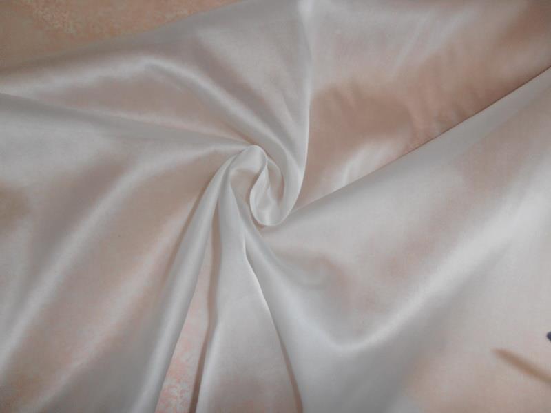 Off White china 100% organza satin 44&quot; wide dyeable