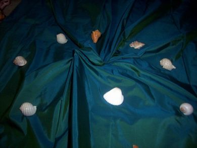 silk taffeta iridescent green/blue~princess 44" wide TAF92